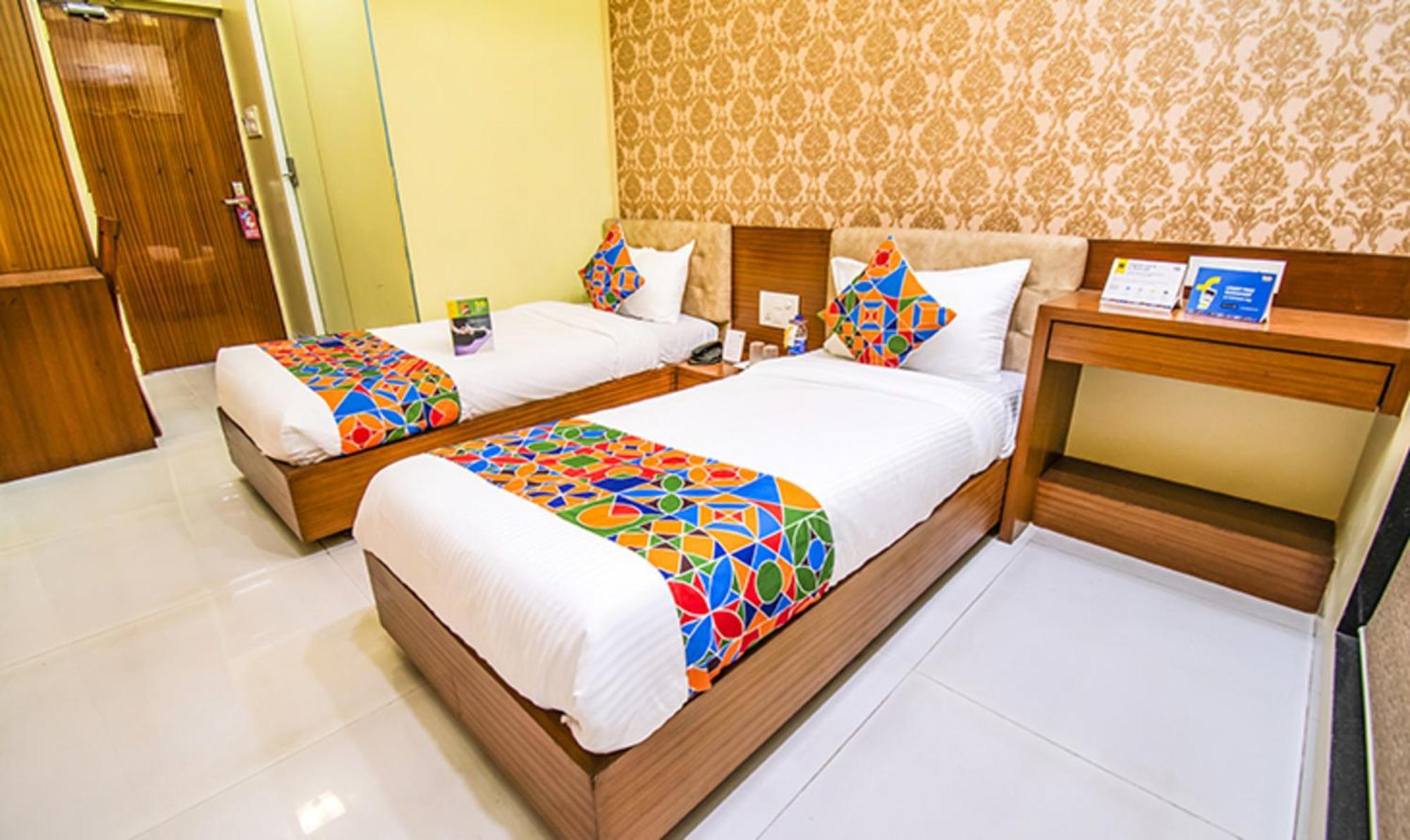Fabhotel Seven Hills - Nr Mumbai International Airport — Photos 1